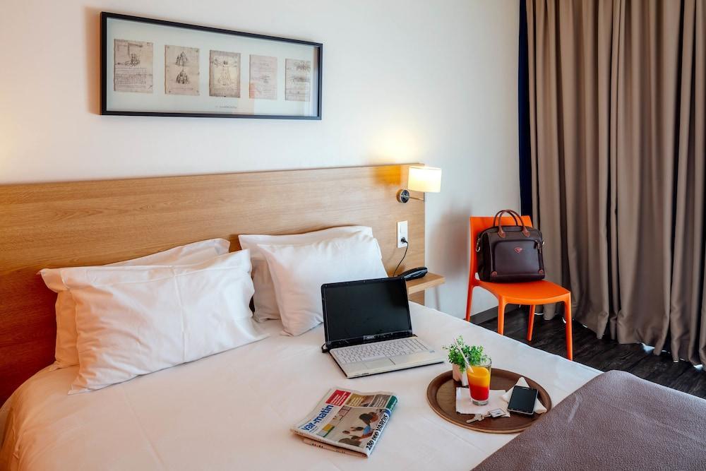 Noemys Toulon La Valette - Hotel Restaurant Avec Piscine 外观 照片