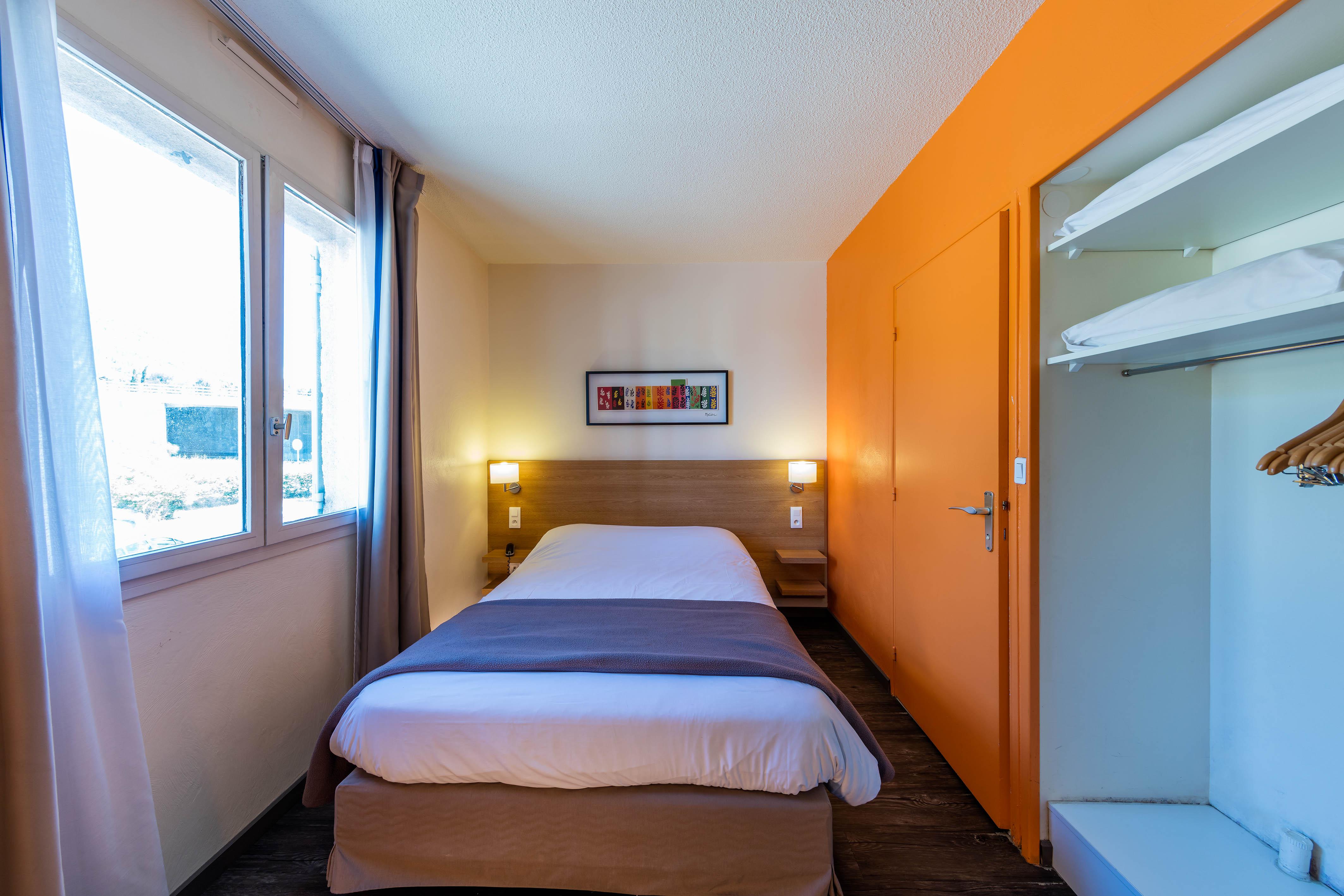 Noemys Toulon La Valette - Hotel Restaurant Avec Piscine 外观 照片