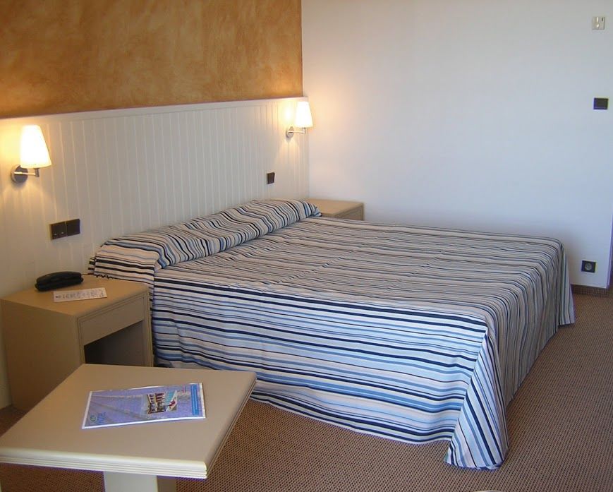Noemys Toulon La Valette - Hotel Restaurant Avec Piscine 客房 照片