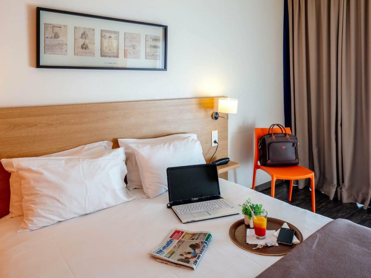 Noemys Toulon La Valette - Hotel Restaurant Avec Piscine 外观 照片